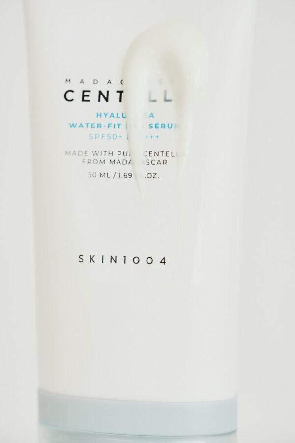 SKIN MADAGASCAR CENTELLA HYALU-CICA WATER-FIT SUN SERUM,SPF50+PA++++50ML